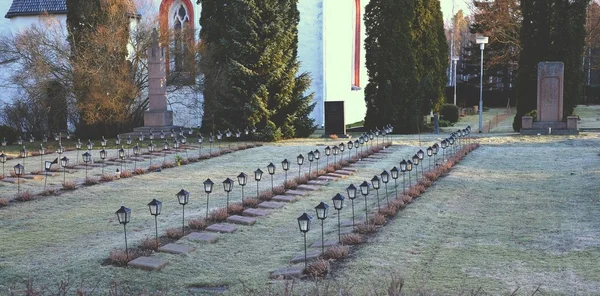 Cimitero con lampade — Foto Stock