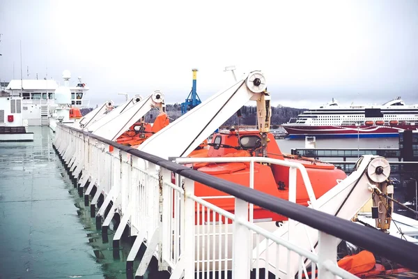 Le pont supérieur du navire — Photo