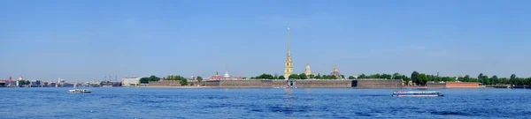 St. Petersburg och Neva — Stockfoto