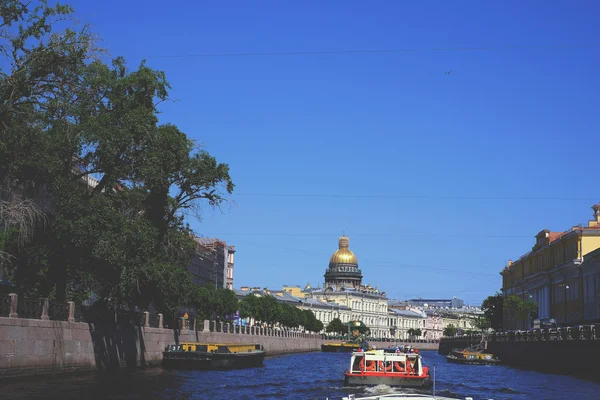Kanalen in Sint-Petersburg — Stockfoto