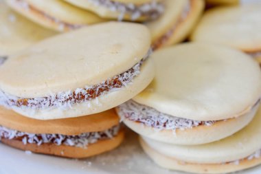 Arjantin alfajorleri (Tatlı bir Arjantin yemeği))