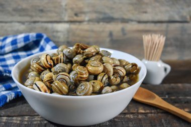  Endülüs geleneksel ahşap yiyecekler