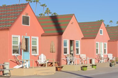 Şirin California plaj evler