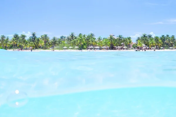 Tropical Caribbean paradise — Stock Photo, Image