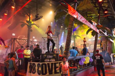 Kongo Bar gece kulübünde Cancun