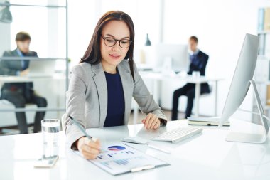 Güzel Sekreter çalışma