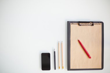 Cep telefonu ile iş malzemeleri