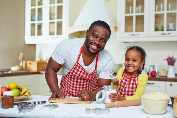 Man en schattig klein meisje — Stockfoto