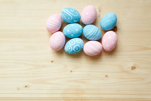 Blue and pink Easter eggs — Stock Photo, Image