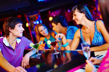 Erkek ve Kadın Konuşuyor