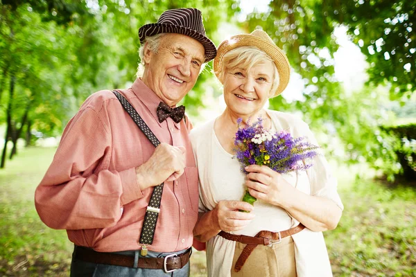 Senioren verliefde paar — Stockfoto