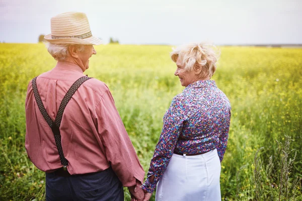 Seniors couple in love — Stock Photo, Image
