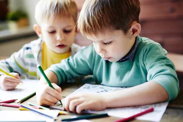 Niños para colorear fotos — Foto de Stock