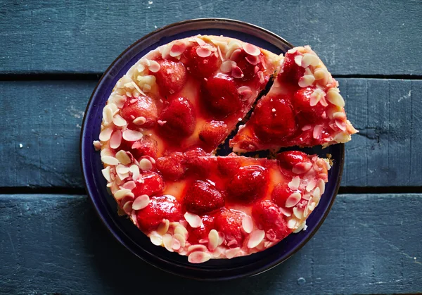 Sweet strawberry pie — Stock Photo, Image