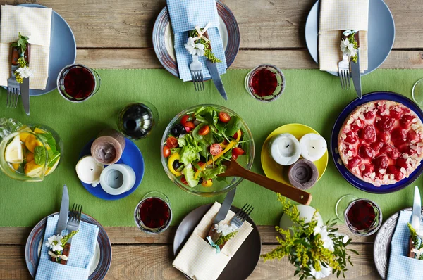 Festive table setting — Stock Photo, Image