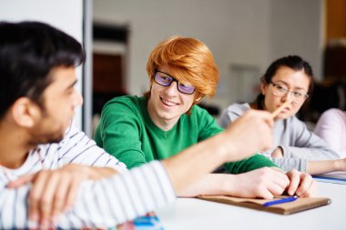 Öğrenciler tatilinde etkileşim