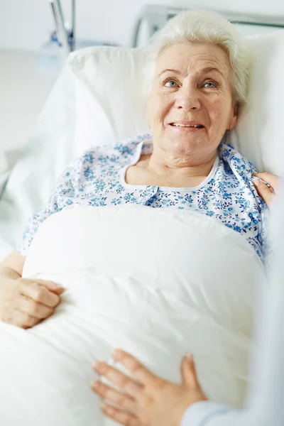 Mulher idosa feliz — Fotografia de Stock