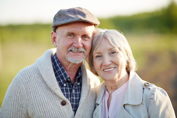 Retired husband and wife — Stock Photo, Image