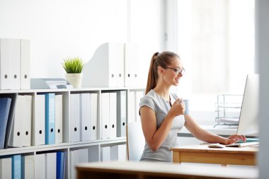 Odada sohbet online iş kadını