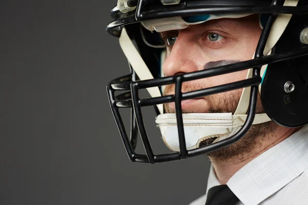 Colarinho branco trabalhador em capacete esportivo — Fotografia de Stock