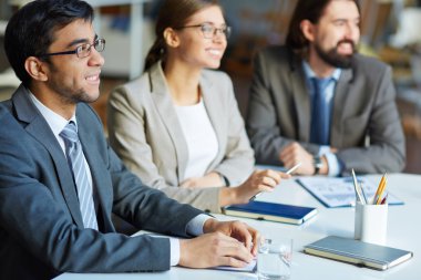 İşadamı toplantısında meslektaşları ile 