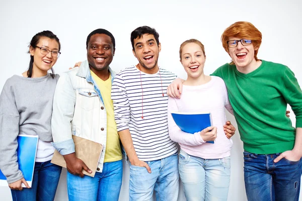 Glückliche College-Studenten — Stockfoto