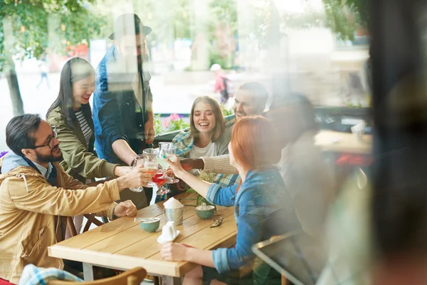 Happy people toasting — Stock Photo, Image