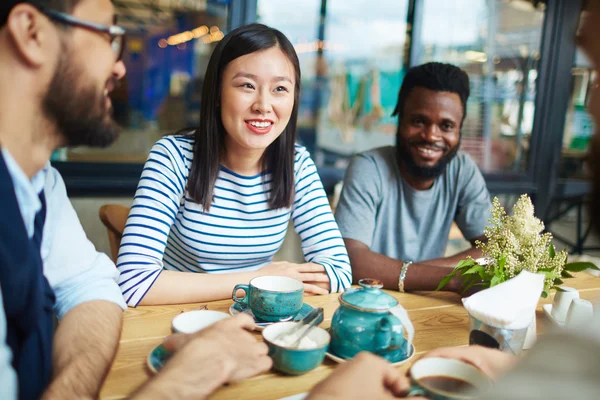 Happy intercultural friends — Stock Photo, Image