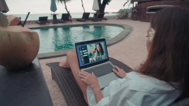 Dollying Out Back View Shot Attractive Woman Chilling Pool Side — Video