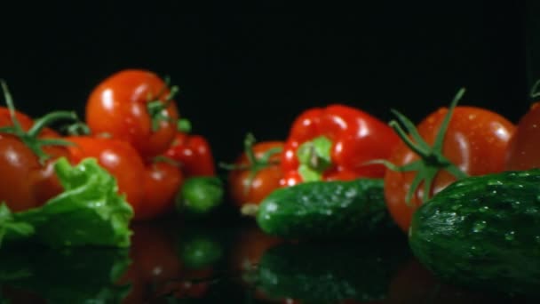 Macro Estúdio Panning Tiro Vegetais Verdes Vermelhos Orgânicos Naturais Com — Vídeo de Stock