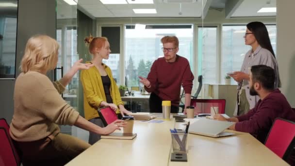 Medium Shot Five Diverse Multi Ethnic Coworkers Sitting Desk Modern — Stock Video