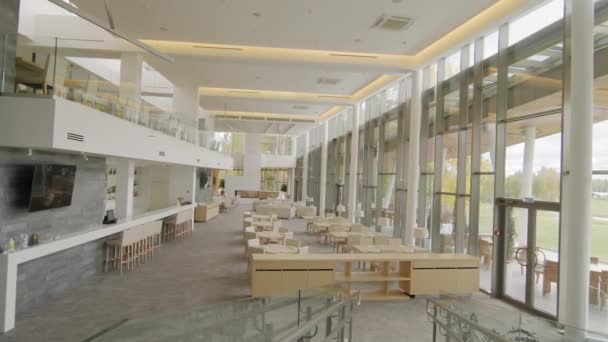 Panning People Shot Modern Luxurious Restaurant Interior Beige Colors Panoramic — Wideo stockowe