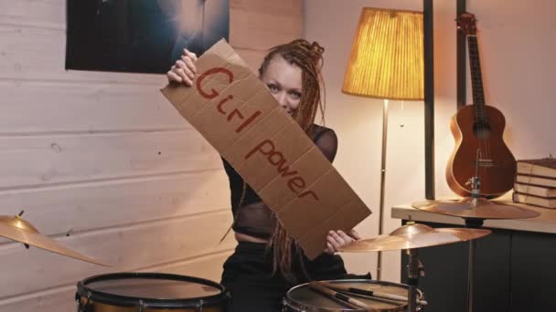 Medium Shot Young Female Drummer Dreadlocks Rock Roll Makeup Sitting — Stock Video