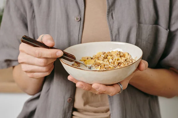 Person Holding Bowl Corn Flakes Breakfast — Stock Photo, Image