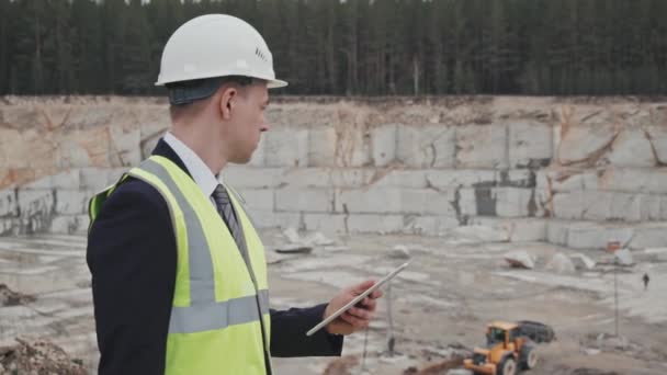 Slowmo Tracking Shot Serious Young Male Quarry Manager Suit Safety — Stock Video