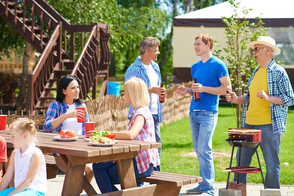 Familjesammankomst — Stockfoto