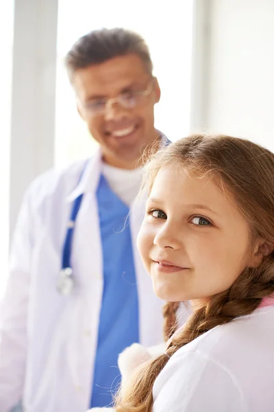 Girl in clinic — Stock Photo, Image