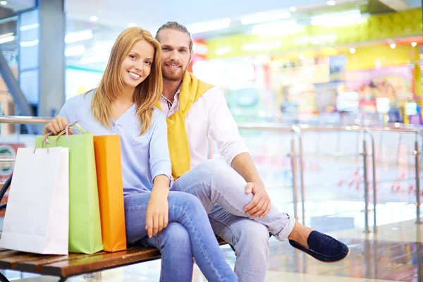 Descanso após as compras — Fotografia de Stock