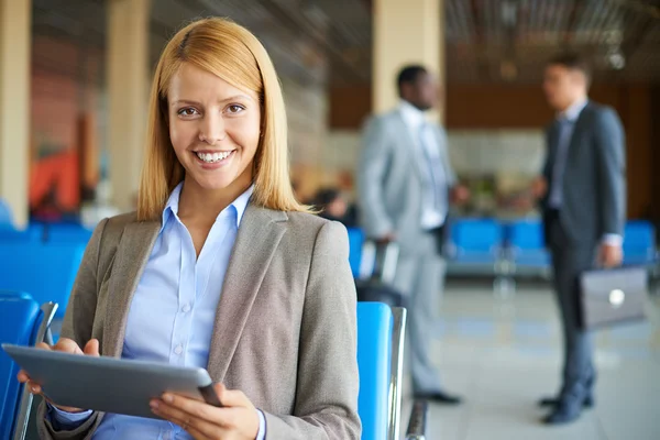 Businesswoman with touchpad Royalty Free Stock Photos