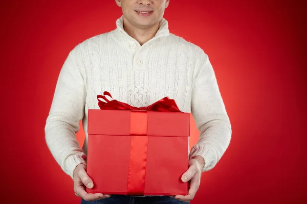 Man with red giftbox — Stock Photo, Image