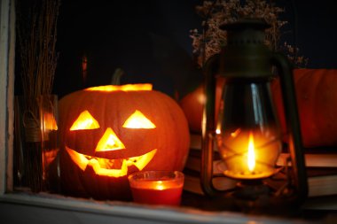 Halloween jack-o-lantern kabak