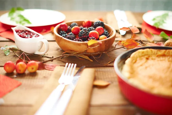 Fresh fruits and berries — Stock Photo, Image