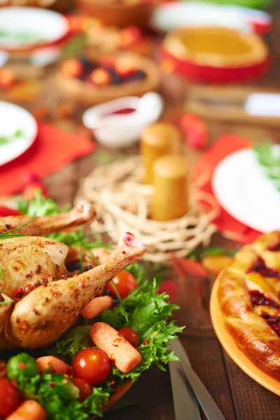 Roasted turkey on festive table — Stock Photo, Image
