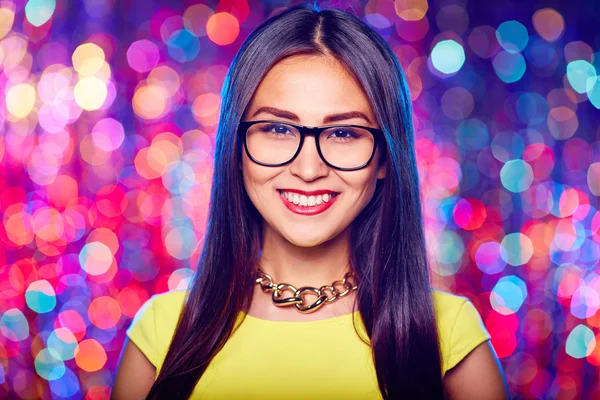 Mujer asiática en gafas graduadas — Foto de Stock