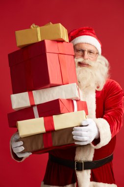 Santa giftboxes yığını ile
