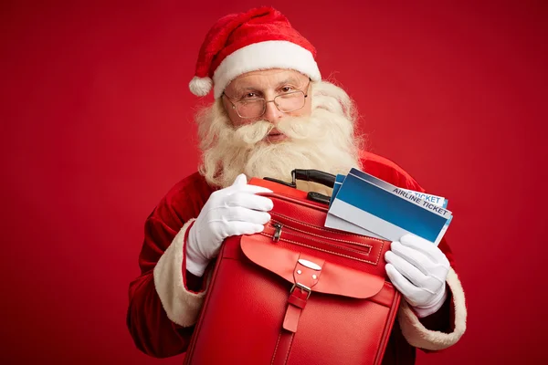 Santa ile uçak bileti — Stok fotoğraf