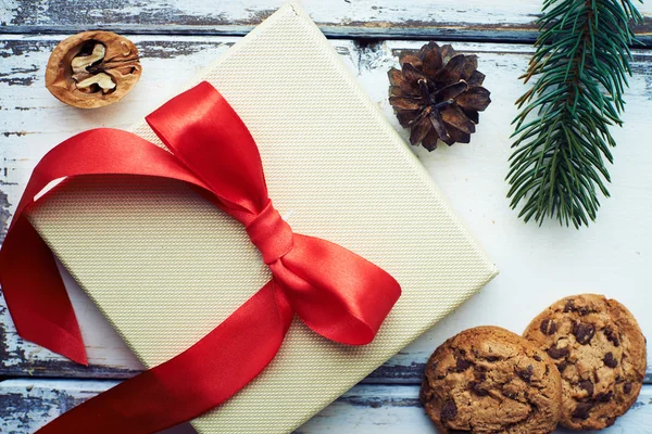 Christmas gift bow with red bow — Stock Photo, Image