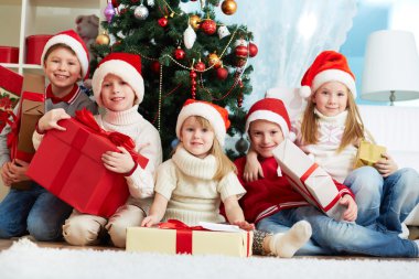 arkadaşlar tarafından Noel ağacı