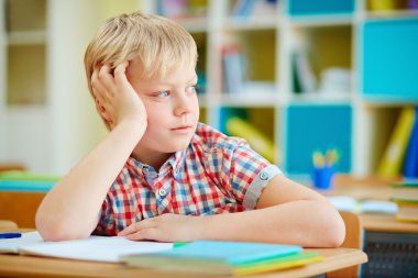 Öğrenci ders oturma