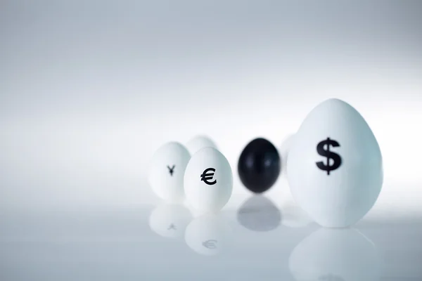 Primo piano uova valuta — Foto Stock